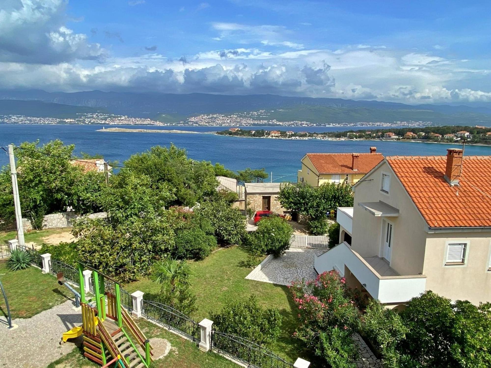 Apartments For Families With Children Silo, Krk - 18685 Dış mekan fotoğraf